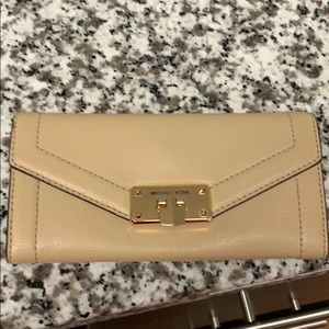 Michael Kors wallet